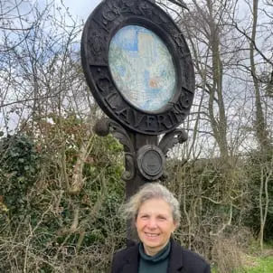 Portrait of Debra Gold